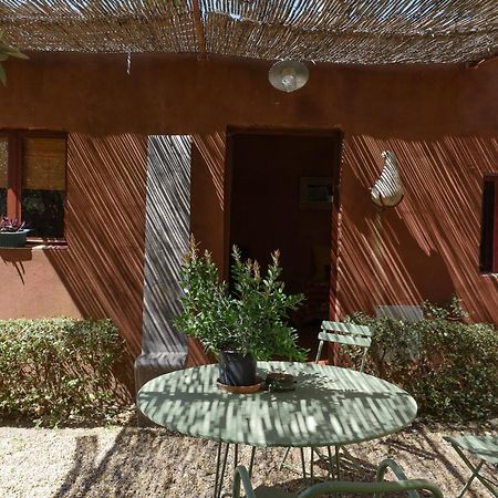 La Mazade De Saint Mamert Exterior photo