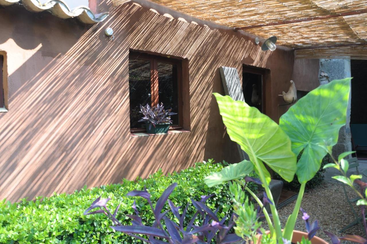 La Mazade De Saint Mamert Exterior photo